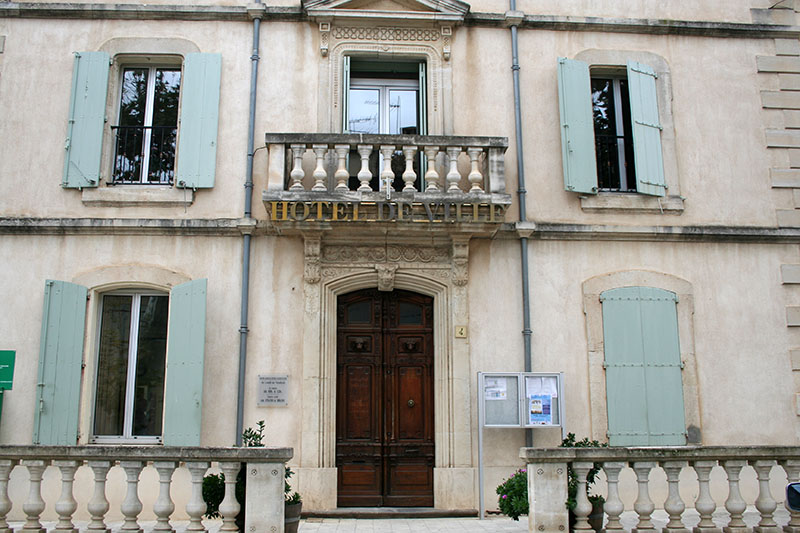 Vue de la Mairie de la commune de Bize-Minervois