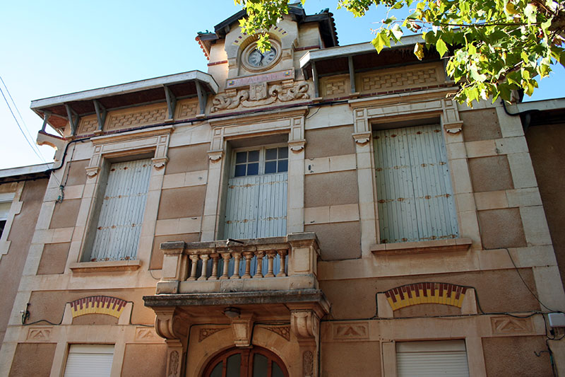 Vue de la Mairie de Creissan