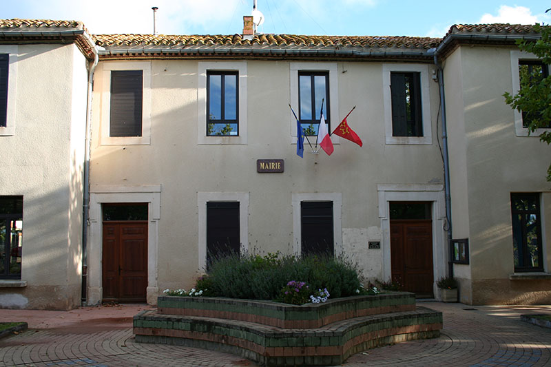Vue de la Mairie de Félines-Minervois